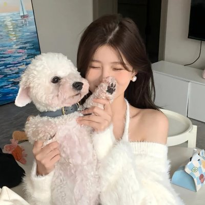 盛夏不如她迷人